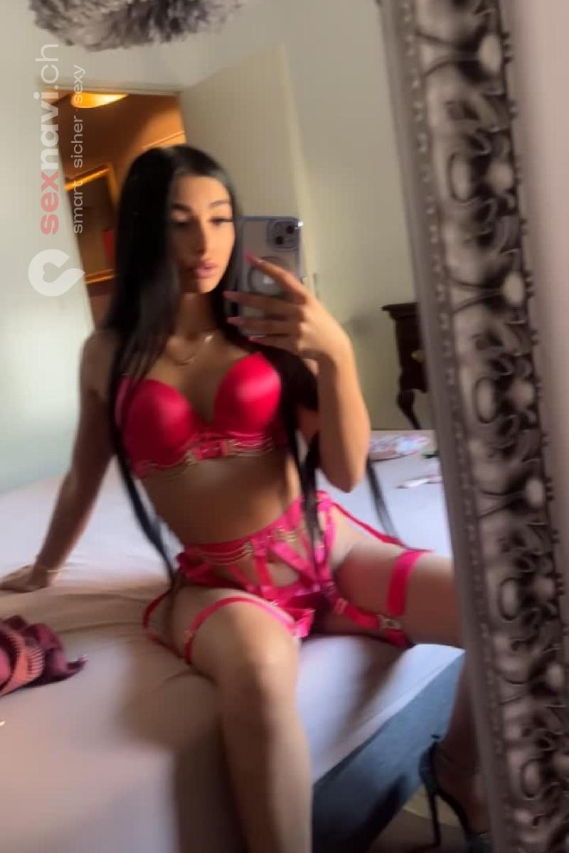 Sofia Heiße Teeny 🔥 Basel, Basel, Aargau, Schweiz, Solothurn