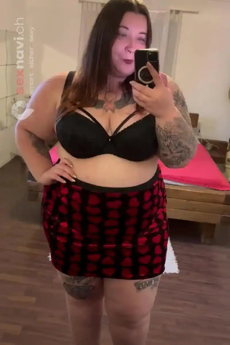 Victoria Schwizerin Soft und Fetisch BDSM Massagen Appenzell Innerrhoden, St.Gallen, Appenzell Ausserrhoden, Schweiz, Kirchdorf AG