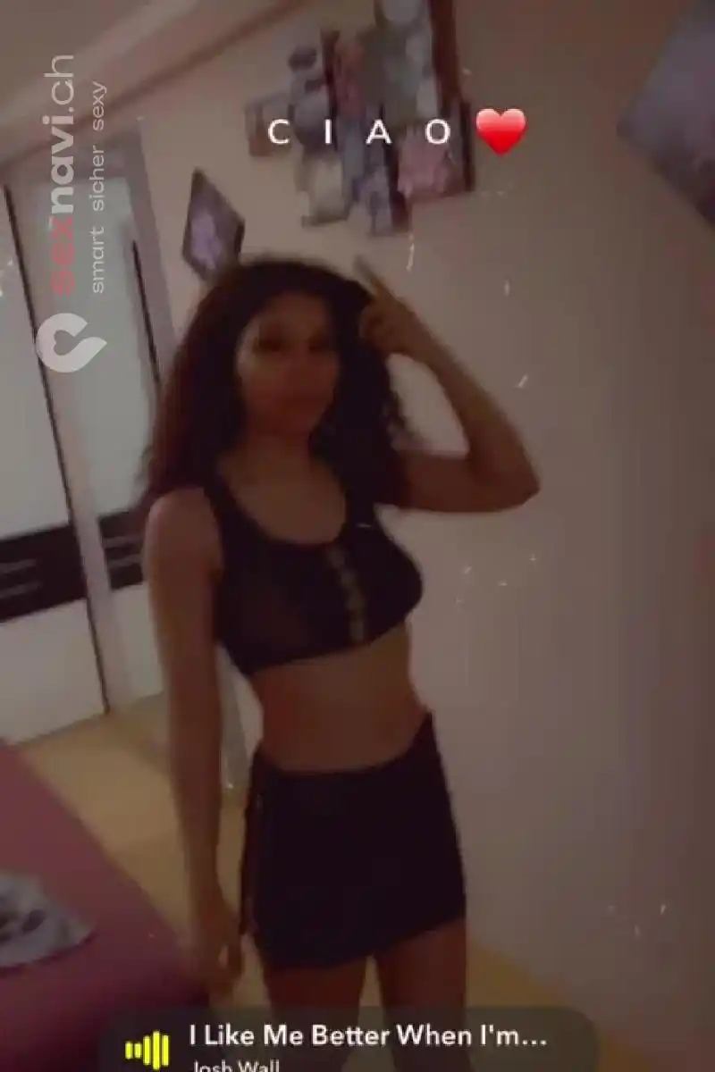 Teeny Nelly xxx neue Teeny Ganzkörpermassage St.Gallen, Österreich, Thurgau, Schweiz, Müllheim Dorf